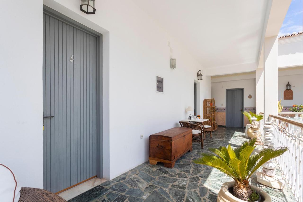 Condillia Central Apartment Spetses Town ภายนอก รูปภาพ