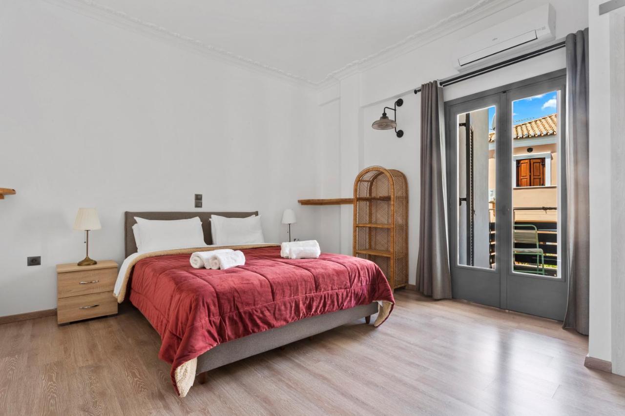 Condillia Central Apartment Spetses Town ภายนอก รูปภาพ