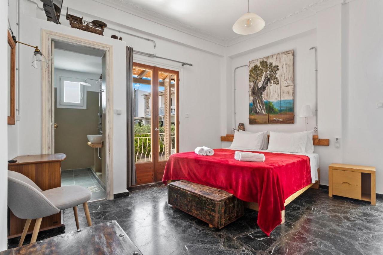 Condillia Central Apartment Spetses Town ภายนอก รูปภาพ