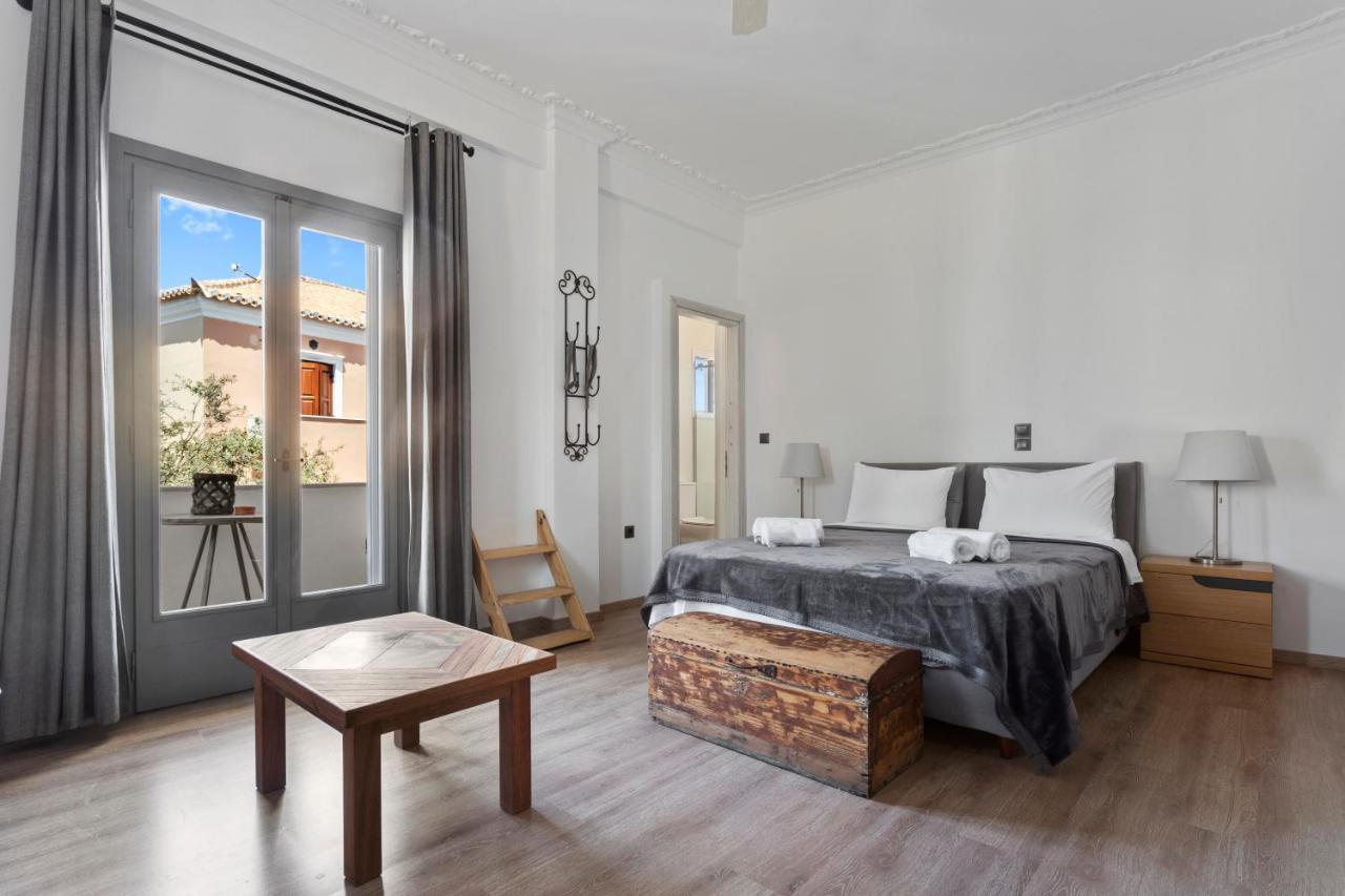 Condillia Central Apartment Spetses Town ภายนอก รูปภาพ